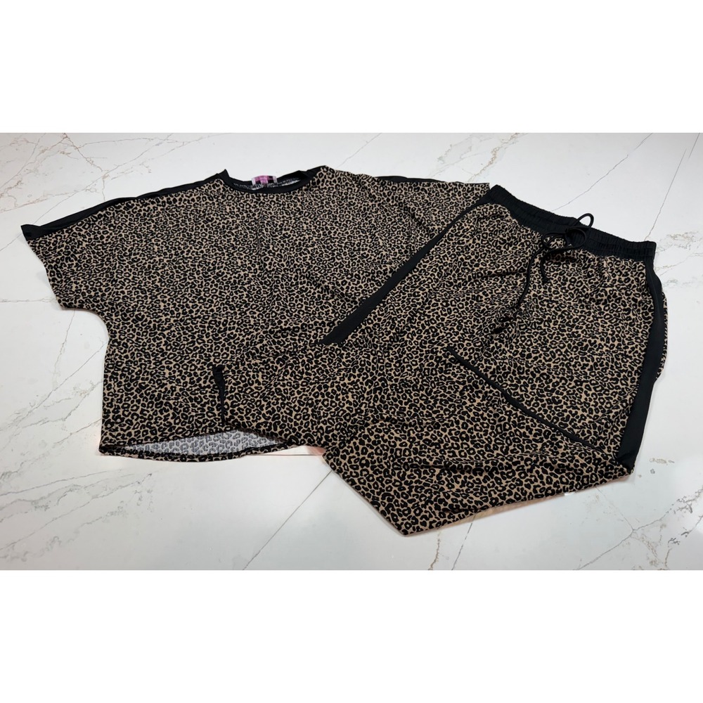 NWOT Discount Divas Oversized Leopard Print Loungewear Set Small Crop Wide Leg